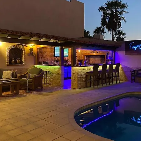 Casa Paraiso Tenerife, Stunning Family With Totally Secluded Pool Area, Wheelchair Friendly וילה *