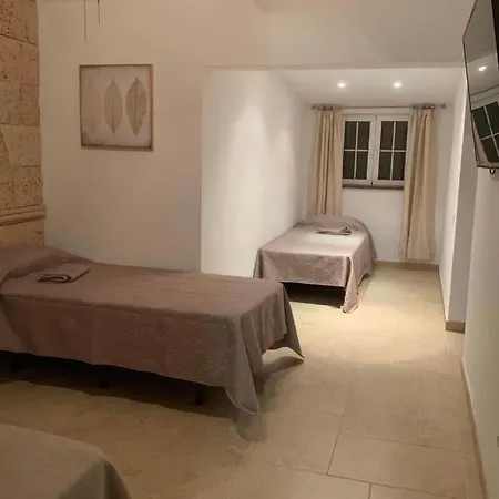 וילה Casa Paraiso Tenerife, Stunning Family With Totally Secluded Pool Area, Wheelchair Friendly