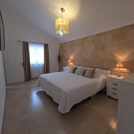 Villa Casa Paraiso Tenerife, Stunning Family With Totally Secluded Pool Area, Wheelchair Friendly