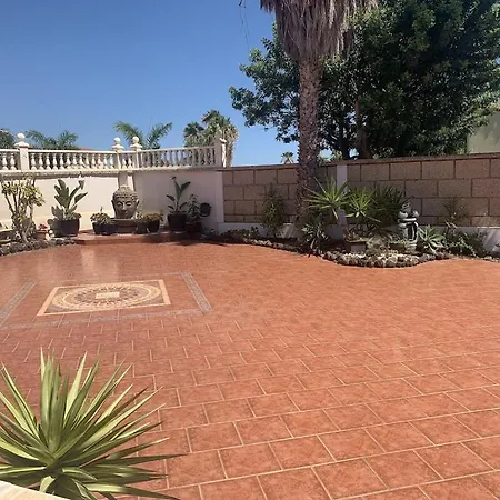 Casa Paraiso Tenerife, Stunning Family With Totally Secluded Pool Area, Wheelchair Friendly