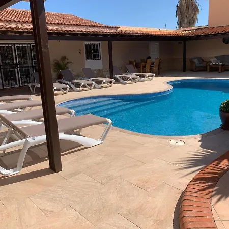 Casa Paraiso Tenerife, Stunning Family With Totally Secluded Pool Area, Wheelchair Friendly *